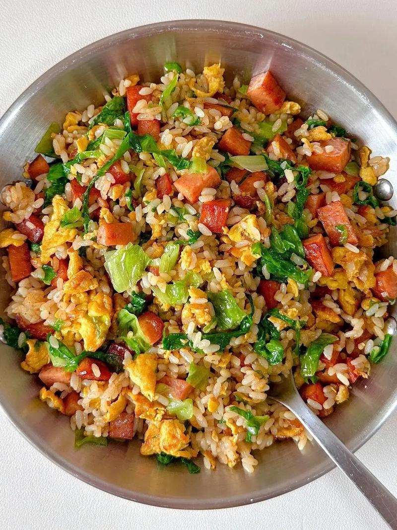 狗狗可以吃蛋炒饭吗,狗子可以吃蛋炒饭吗-第2张图片-后鲨宠物 狗狗可以吃蛋炒饭吗,狗子可以吃蛋炒饭吗-第2张图片-后鲨宠物