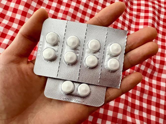 狗狗能吃人的打虫药吗_狗狗能不能吃人吃的打虫药?