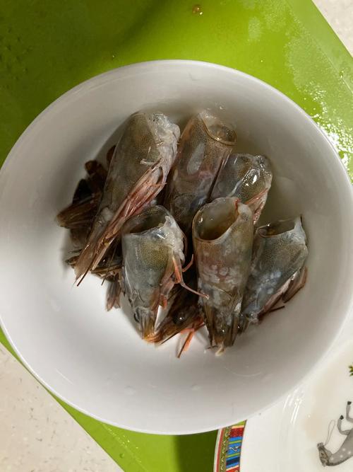 狗狗能吃虾头吗,狗狗能吃虾头吗熟的?-第2张图片-后鲨宠物 狗狗能吃虾头吗,狗狗能吃虾头吗熟的?-第2张图片-后鲨宠物