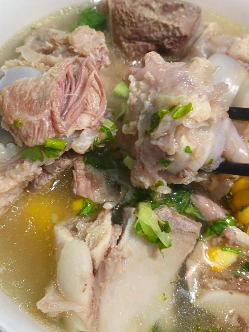 狗狗可以喝骨头汤吗,狗狗可以喝骨头汤吗 放了一点点花生油-第4张图片-后鲨宠物 狗狗可以喝骨头汤吗,狗狗可以喝骨头汤吗 放了一点点花生油-第4张图片-后鲨宠物