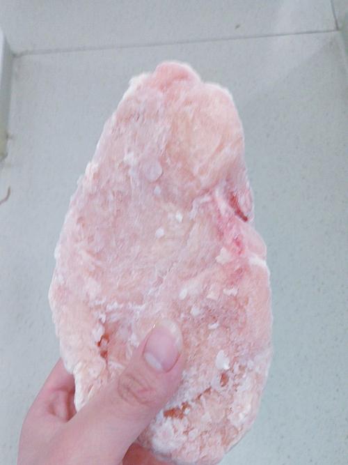 鸡胸肉怎么给狗狗吃_鸡胸肉怎么喂狗吃-第3张图片-后鲨宠物 鸡胸肉怎么给狗狗吃_鸡胸肉怎么喂狗吃-第3张图片-后鲨宠物