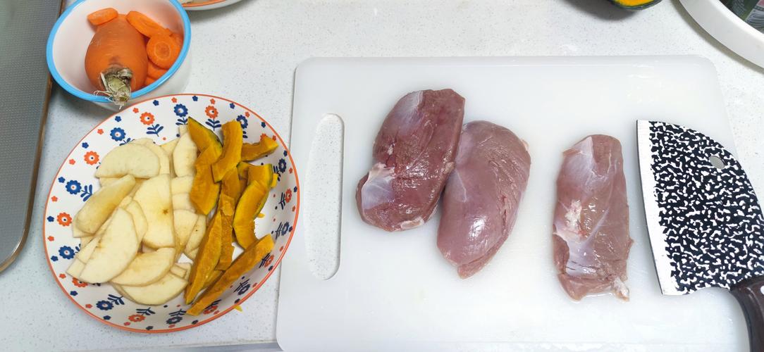 如何自制狗狗零食,如何自制狗狗零食窍门-第4张图片-后鲨宠物 如何自制狗狗零食,如何自制狗狗零食窍门-第4张图片-后鲨宠物