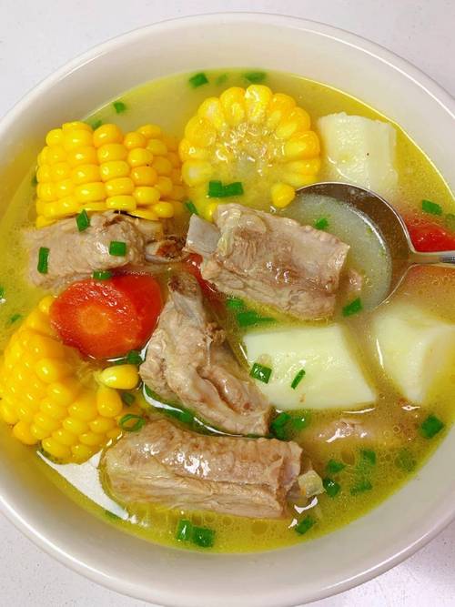 狗狗可以喝排骨汤吗,狗能喝排骨汤吗,会不会太油?-第1张图片-后鲨宠物 狗狗可以喝排骨汤吗,狗能喝排骨汤吗,会不会太油?-第1张图片-后鲨宠物